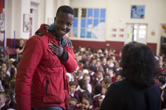 . 20 10 2015. London, United Kingdom. Jamal Edwards, founder of SBTV, returns to Berrymede Primary to launch an edible garden that was created thanks to funding won at a Mayor s Fund for London City Pitch event. Jamal Edwards MBE said: If I had something like Mayor s Fund City Pitch, I would have definitely got involved. At least I can get involved now. It s so great that the kids have a chance to perform a proper pitch to win money that provides so much independence and self-belief to grow up and do what they want to do. I may not have won but I would have been on that journey. You can see how excited the kids are by their edible garden so the more of this the better. I look forward to being on the panel next month to award more grants.  xBenxStevensx xi-Imagesx IIM-11263-0015