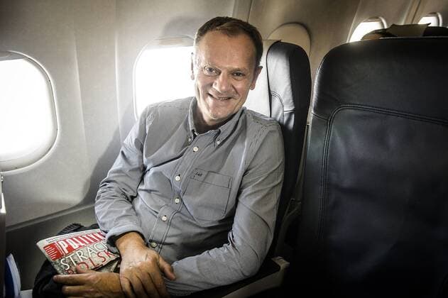 Oct. 21, 2015 - Brussels, Bxl, Belgium - Donald Tusk , the president of the European Council at the board of airplane on his way for EPP European People Party in Madrit, Spainon 21.10.2015 by Brussels Belgium - ZUMAw80_