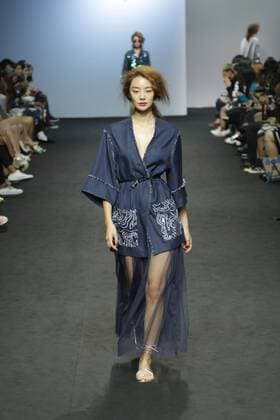 Oct. 21, 2015 - Seoul, South Korea - October 21, 2015 - South Korea, Seoul : Model catwalk on the runway during the Seoul Fashion Week 2016 S S S=YZ show at DDP in Seoul, South Korea. Seoul Fashion Week every march, october held on annual fashion show in South Korea. Seoul South Korea  - ZUMAn230