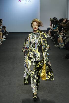 Oct. 21, 2015 - Seoul, South Korea - October 21, 2015 - South Korea, Seoul : Model catwalk on the runway during the Seoul Fashion Week 2016 S S S=YZ show at DDP in Seoul, South Korea. Seoul Fashion Week every march, october held on annual fashion show in South Korea. Seoul South Korea  - ZUMAn230