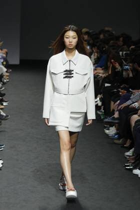 Oct. 21, 2015 - Seoul, South Korea - October 21, 2015 - South Korea, Seoul : Model catwalk on the runway during the Seoul Fashion Week 2016 KAAL E.SUKTAE show at DDP in Seoul, South Korea. Seoul Fashion Week every march, october held on annual fashion show in South Korea. Seoul South Korea  - ZUMAn230