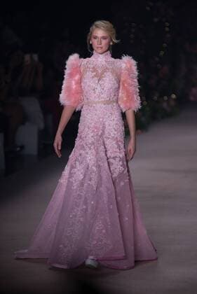 SAO PAULO, SP, BRAZIL, 10 21 2015 - Samuel Cinamansck Show, during the Sao Paulo Fashion Week, Winter, at Ibirapuera, south of the capital ..  AlexandrexMoreira