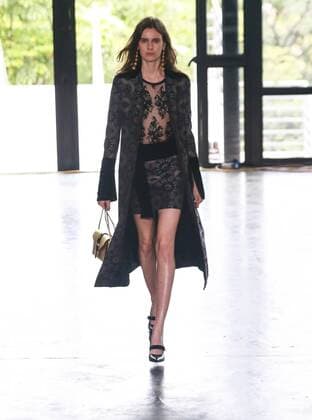 Oct. 21, 2015 - Sao Paulo, Brazil - A model presents creations of Reinaldo Lourenco during the 2016 Winter collection of the Sao Paulo Fashion Week. Sao Paulo Brazil - ZUMAp133