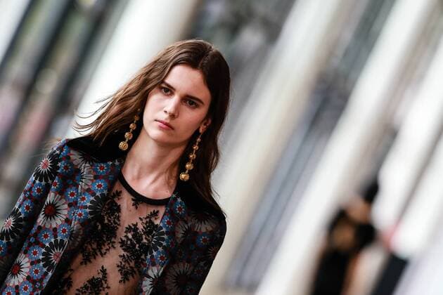 Oct. 21, 2015 - Sao Paulo, Brazil - A model presents the creation of Reinaldo LourenÃßo during the 2016 Winter collection of the Sao Paulo Fashion Week. Sao Paulo Brazil - ZUMAp133