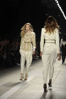Gigi Hadid bei der Balmain x H&M Collection Fashion Show im 23 Wall Street. New York, 20.10.2015 Foto:xD.xVanxTinex xFuturexImage