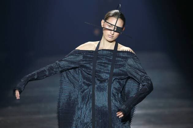 Oct. 22, 2015 - Sao Paulo, Brazil - Model presents creations of Lino Villaventura during the 2016 Winter collection of the Sao Paulo Fashion Week. Sao Paulo Brazil - ZUMAp133