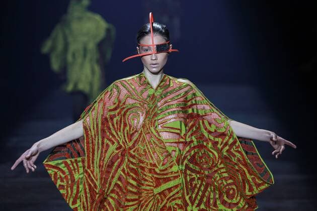 Oct. 22, 2015 - Sao Paulo, Brazil - Model presents creations of Lino Villaventura during the 2016 Winter collection of the Sao Paulo Fashion Week. Sao Paulo Brazil - ZUMAp133