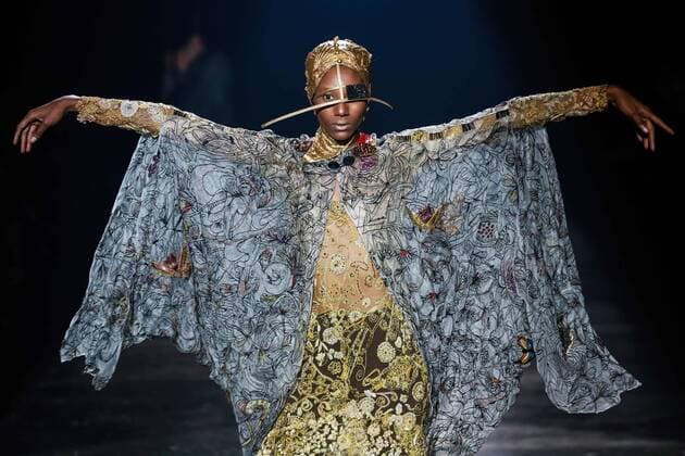 Oct. 22, 2015 - Sao Paulo, Brazil - Model presents creations of Lino Villaventura during the 2016 Winter collection of the Sao Paulo Fashion Week. Sao Paulo Brazil - ZUMAp133