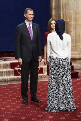 Oct. 23, 2015 - Oviedo, Principado de Asturias, Spain - King Felipe VI of Spain, Queen Letizia of Spain attended an audience with Princesa de Asturias Awards 2015 winners at the Reconquista Hotel on October 23, 2015 in Oviedo, Spain. Oviedo Spain  - ZUMAg15_
