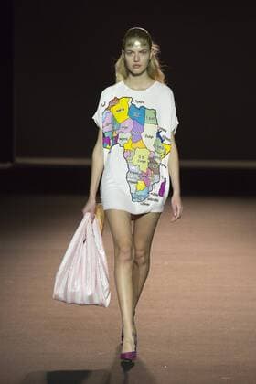 London, UK. 23 10 2015. The V&A presents a retrospective of designer Ashish in the Fashion in Motion series. Highlights from his collections of the last decade were presented in four free catwalk shows. Fashion in Motion: Ashish, V&A Museum, London, UK 
