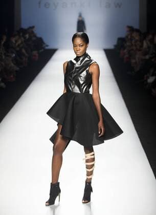 A model shows a creation by Chinese Hong Kong s student Feyanki Law during the the World MasterCard Toronto Fashion Week Spring Summer 2016 presenting the works by excellent students in Fashion Arts from Seneca College, in Toronto, Canada, Oct. 23, 2015. ) CANADA-TORONTO-FASHION WEEK-CHINESE STUDENTS ZouxZheng 