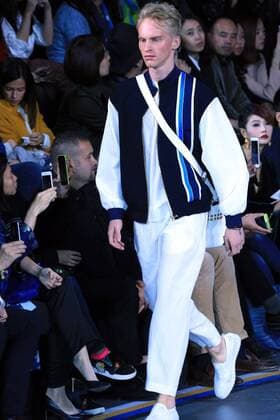(151025) -- BEIJING, Oct. 25, 2015 -- A model presents a creation of B+ by beautyberry Collection during the China Fashion Week spring summer 2016 in Beijing, capital of China, Oct. 25, 2015. ) (mt) CHINA-BEIJING-FASHION WEEK-OPENING (CN) LixMingfang 