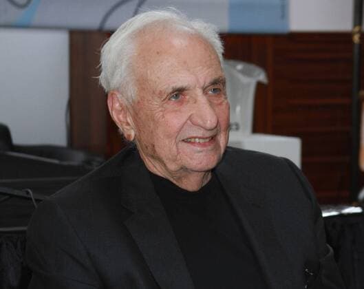Frank Gehry FRANK GEHRY RECEIVES HENRY AWARD Los Angeles  Patrick Rideaux PicturePerfect