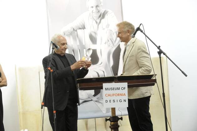 Frank Gehry FRANK GEHRY RECEIVES HENRY AWARD Los Angeles  Patrick Rideaux PicturePerfect