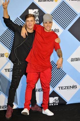 Martin Garrix und Justin Bieber bei der Verleihung der MTV Europe Music Awards 2015 im Mediolanum Forum. Mailand, 25.10.2015 Foto:xA.xHübnerx xFuturexImage