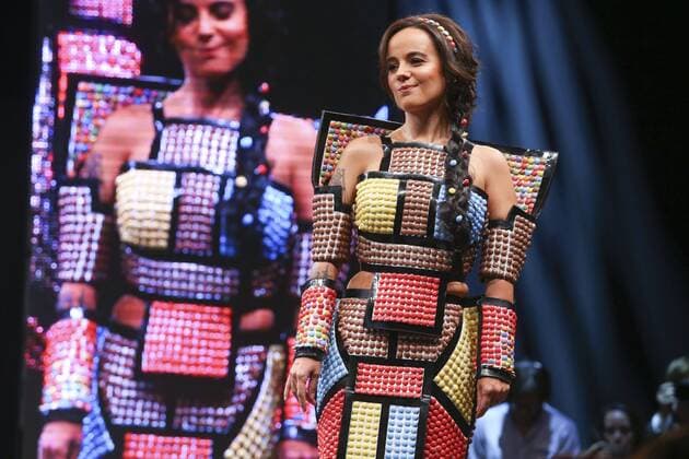 Alizee - Modenschau: Salon du Chocolat - Paris - 27 10 2015 GwendolineLeGoff 