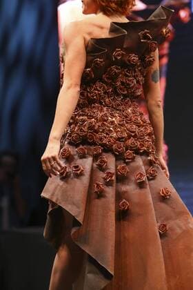Fauve Hautot - Modenschau: Salon du Chocolat - Paris - 27 10 2015 GwendolineLeGoff 