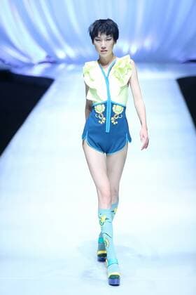 BEIJING, CHINA - OCTOBER 29: (CHINA OUT) A model showcases designs on the runway at TORAY Liu Wei Collection during the Mercedes-Benz China Fashion Week Spring Summer 2016 at 751DÂ·PARK on October 29, 2015 in Beijing, China.  CFP475107355