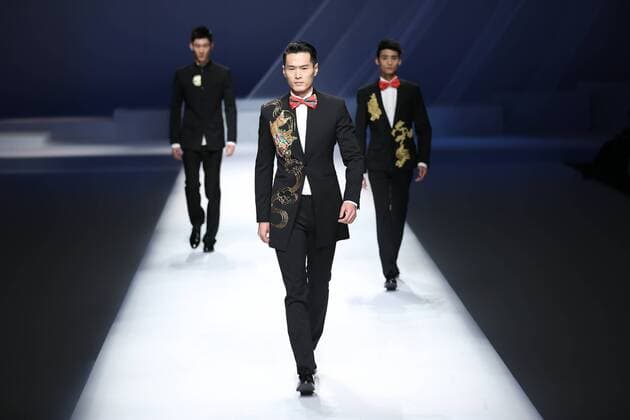 BEIJING, CHINA - OCTOBER 29: (CHINA OUT) Models showcase designs on the runway at GaryWat Qu Tingnan Collection during the Mercedes-Benz China Fashion Week Spring Summer 2016 at Beijing Hotel on October 29, 2015 in Beijing, China.  CFP475107428