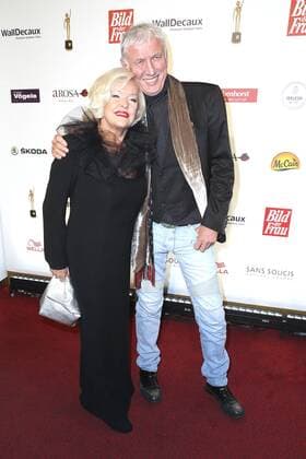Angelika Milster und Ted Linow bei der Verleihung der Goldenen Bild der Frau 2015 im Stage Operettenhaus. Hamburg, 29.10.2015 Foto:xU.xGlockmannx xFuturexImage