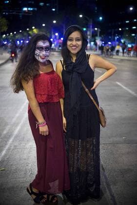 Oct. 31, 2015 - Mexico City, Mexico City, MX - Mexicans begin with their celebrations for the day of the dead, DÃƒÂ­a de los muertos, with a costume parade all along Paseo de la Reforma avenue on bikes. Mexico City MX - ZUMAa136