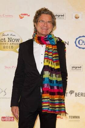 Florian Langenscheidt - Verleihung des Act Now Jugend Award im Friedrichstadt-Palast Berlin am 02.11.2015. Verleihung Act Now Jugend Award