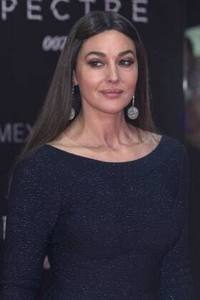 Actress Monica Bellucci poses during the red carpet of the movie Spectre of the James Bond saga in Mexico City, capital of Mexico, on Nov. 2, 2015. ) (da) (sp) MEXICO-MEXICO CITY- SPECTRE -RED CARPET AlejandroxAyala 