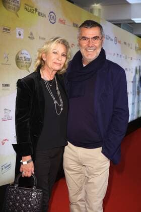 Sabine Christiansen und ihr Ehemann Norbert Medus beim Act Now Jugend Award am 2.11.2015 in Berlin Act Now Jugend Award am 2.11.2015 in Berlin, 2015 