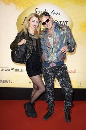 Oliver Rath mit Freundin beim Act Now Jugend Award 2015 im Friedrichstadt-Palast. Berlin, 02.11.2015 Foto:xFredericx xFuturexImage