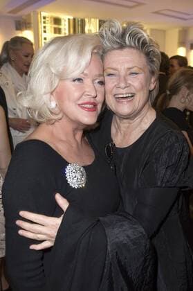 Angelika Milster und Gitte Haenning beim Act Now Jugend Award 2015 im Friedrichstadt-Palast. Berlin, 02.11.2015 Foto:xFredericx xFuturexImage