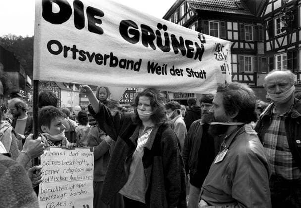 Demo der Grünen gegen Zensus in Calw, 23. Mai 1987, Jutta Ditfurth. Demo der Grünen gegen Zensus in Calw, 23. Mai 1987, Jutta Ditfurth.