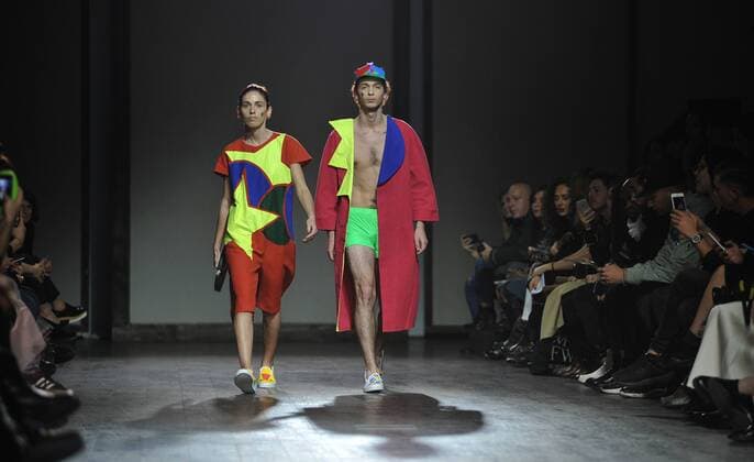 (151107) -- TBILISI, Nov. 7, 2015 -- A model presents a creation of Ria Keburia during the Mercedes Benz Fashion Week in Tbilisi, capital of Georgia, on Nov. 7, 2015. ) GEORGIA-TBILISI-FASHION WEEK TamunaxKulumbegashvili 