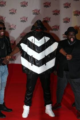 202409 Francois Glories Starface 2015-11-07 Cannes France Cérémonie des NRJ Music Awards 2015. Arrivées.  Copyright: xFrancoisxGloriesx xStarfacex STAR_202409_076