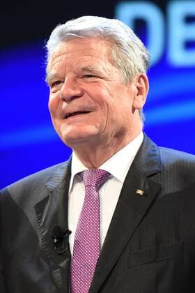 Deutscher Umweltpreis 2015 am 08.11.2015 im Colosseum Theater in Essen Bundespräsident Joachim Gauck während der Preisverleihung zum Deutschen Umweltpreis. xRx