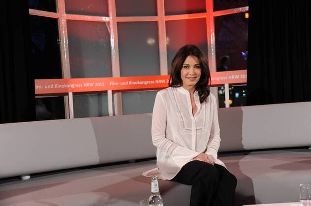 Schauspielerin Iris Berben posiert am 09.11.2015 in Köln vor der Verleihung des Kino Programm Preis NRW.
