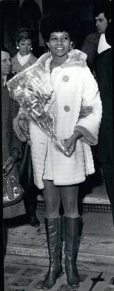 1972 - Olympic three gold medals winner Wilma Rudolph, 29, is actually in Rome invited by the newspaper as she will be able to answer at a interview published by the leftist newspaper Paese Sera in which she was reported as in poverty and as she had sold her three gold medals. OPS:- Wilma Rudolph at the Press conference. - ZUMAk09_