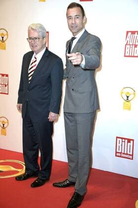 Frank Elstner und Kai Pflaume bei der Verleihung des Goldenen Lenkrads 2015 im Berliner Axel-Springer-Haus. Berlin, 10.11.2015 Foto:xFredericx xFuturexImage