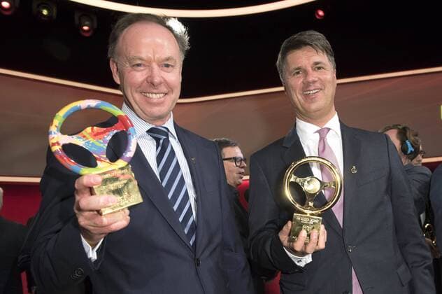 Ian Robertson und Harald Krüger bei der Verleihung des Goldenen Lenkrads 2015 im Berliner Axel-Springer-Haus. Berlin, 10.11.2015 Foto:xFredericx xFuturexImage