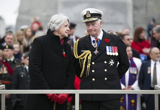 (151111) -- OTTAWA, Nov. 11, 2015 -- Silver Cross Mother Sheila Anderson (L) and Governor General David Johnston take part in Remembrance Day ceremonies at the National War Memorial in Ottawa, Canada, Nov. 11, 2015. ) CANADA-OTTAWA-REMEMBERANCE DAY ChrisxRoussakis 