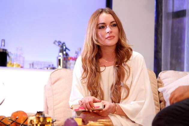 Sept. 30, 2014 - London, England, United Kingdom - Lindsay Lohan attends a photocall for Speed The Plow at Playhouse Theatre.  - ZUMAs14