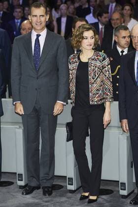 Nov. 12, 2015 - Madrid, Spain - King Felipe VI of Spain, Queen Letizia of Spain attend the acreditations ceremony for honorary Spain Brand Ambassadors at the BBVA Headquarter on November 12, 2015 in Madrid, Spain. Madrid Spain  - ZUMAg15_ Spanisches Königspaar bei Preisverleihung in Madrid