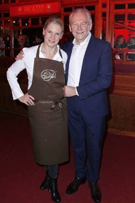 Cornelia Poletto mit Ehemann Rüdiger Grube bei der Premiere der Dinner-Show Cornelia Poletto Palazzo im Spiegelpalast an den Deichtorhallen. Hamburg, 12.11.2015 Foto:xgbrcix xFuturexImage