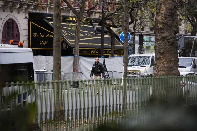 Photo taken on Nov. 14, 2015 shows the Bataclan concert hall in Paris, France. ) (zjy) FRANCE-PARIS-ATTACK-SCENE ZhouxLei  Terroranschläge in Paris - Musikclub Bataclan