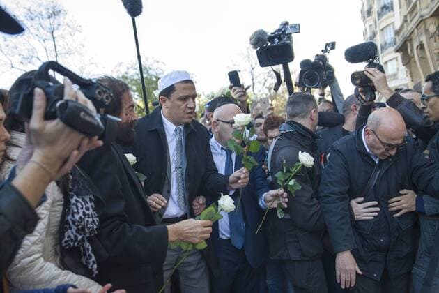 BATACLAN 15 11 2015 L imam de Drancy, Hassen Chalghoumi Gedenken an die Opfer der Terroranschläge in Paris - 15 11 2015 PierreCharlier Panoramic 