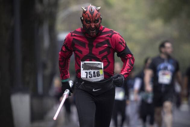 MEXICO CITY -- A person disguised takes part in the race Star Wars Run , in Mexico City, capital of Mexico, on Nov. 15, 2015. According to local press, about 15,000 people, some dressed as characters of Star Wars, took part in the race under two categories, 7 and 21 kilometers, in addition to the Jedi Challenge which consisted of 21+7km. Alejandro Ayala) (vf) (fnc) (SP)MEXICO-MEXICO CITY-ATHLETICS-RACE e AlejandroxAyala