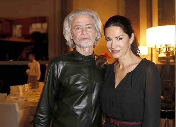 Dr. Hermann Buehlbecker, Mariella Ahrens bei der Exclusiven Vernissage des LAMBERTZ FINE ART Kalenders 2016 - La Dolce Vita im Hotel de Rome, Berlin. 17.11.2015
