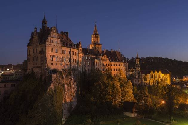 Germany, Baden Wuerttemberg, Sigmaringen, View of Sigmaringen Castle at night  ELF001669