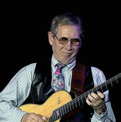 June 19, 2015 - Washington, District of Columbia, United States of America - Washington, DC. 3-21-1992.Guitartist Chet Atkins with the Flecktones live during the 50th anniversary show from the studios of Voice of America..Credit: Washington United States of America - ZUMAr142