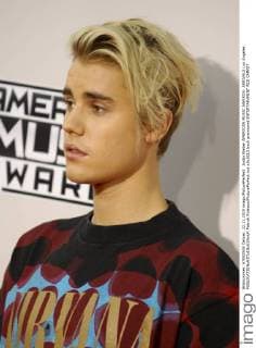 Justin Bieber AMERICAN MUSIC AWARDS: ARRIVALS Los Angeles  Patrick Rideaux PicturePerfect