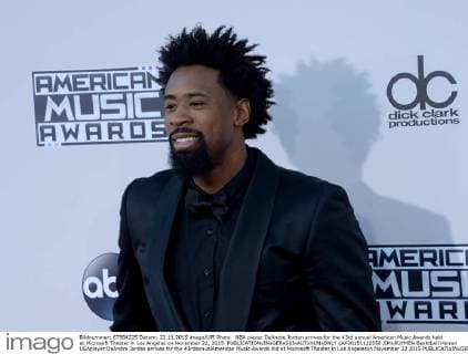 NBA player DeAndre Jordan arrives for the 43rd annual American Music Awards held at Microsoft Theater in Los Angeles on November 22, 2015.  LAP20151122550 JIMxRUYMEN